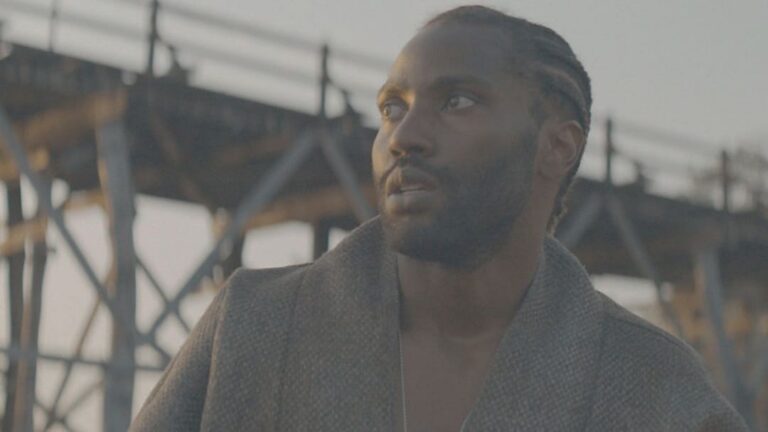 Filme sci-fi de Gareth Edwards