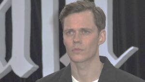 Nosferatu filme de terror com Bill Skarsgard