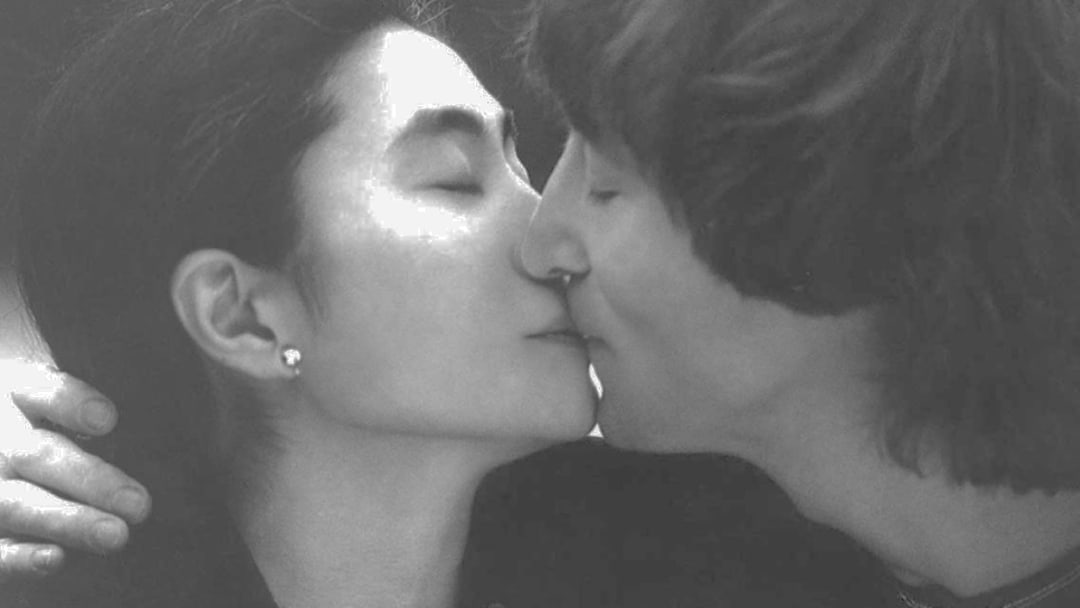 Soderbergh AI documentário sobre John Lennon e Yoko Ono