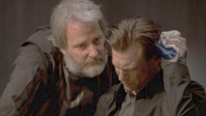 Looper filme sci-fi gangster