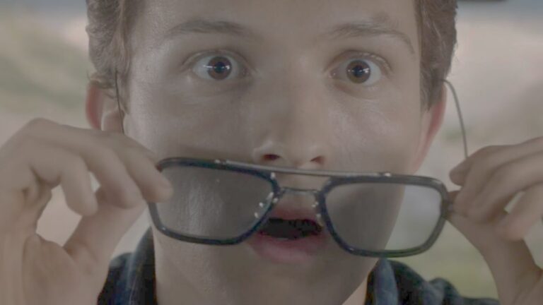 Tom Holland como Spider-Man