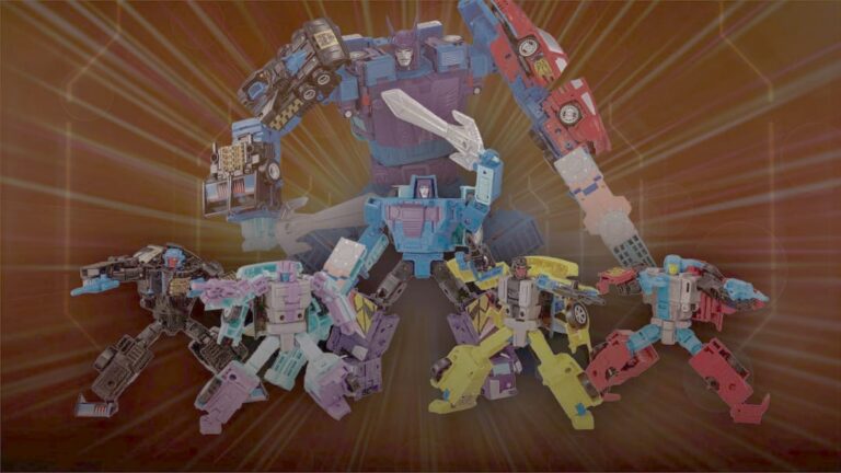 Transformers Menasor com design neon dos anos 90