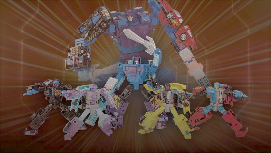 Transformers Menasor com design neon dos anos 90