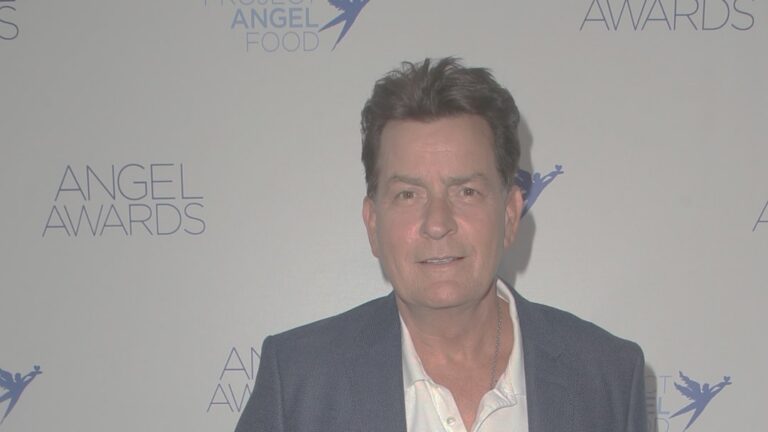 The Arrival Charlie Sheen filme de ficção científica