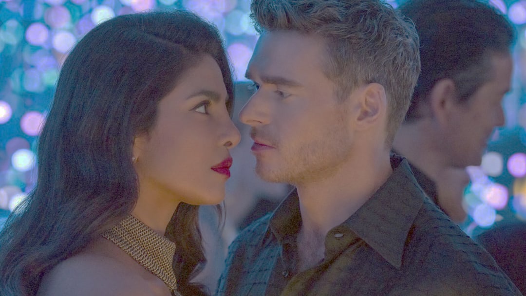 série Citadel com Priyanka Chopra e Richard Madden em ação