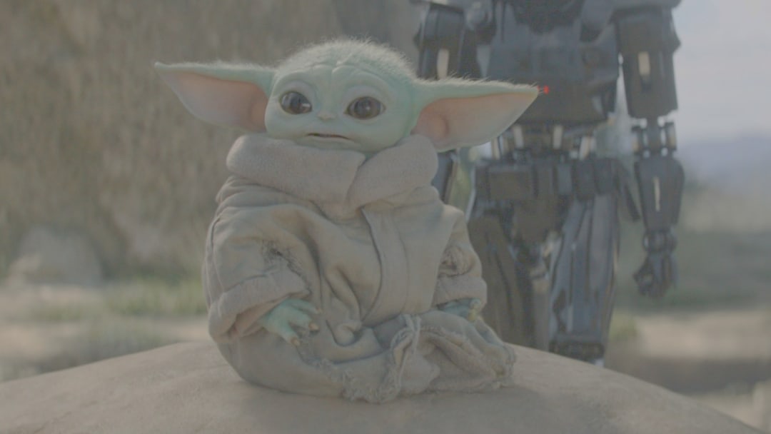 Grogu vida real em tamanho real, réplica animatrônica