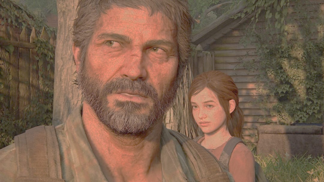 Estátua colecionável de The Last of Us com Joel e Ellie