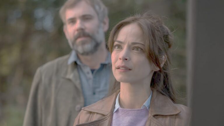 Murder in a Small Town traz novos desafios e personagens para a terceira temporada.
