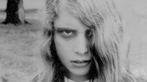 Twilight of the Dead com Kate Beckinsale como protagonista.