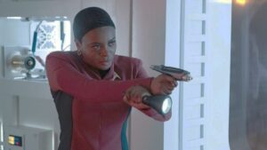 Uhura fala Klingon em Strange New Worlds