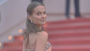 Tomb Raider HBO Max com Alicia Vikander em destaque