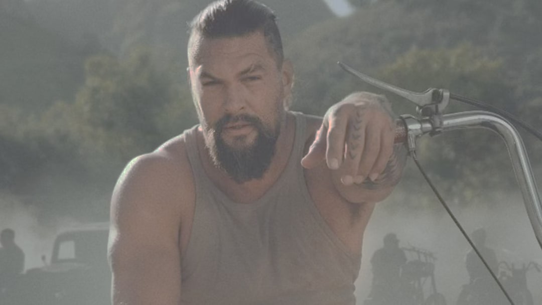 Jason Momoa série HBO com motocicletas