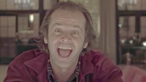 A cena 'Here's Johnny' em O Iluminado com Jack Nicholson
