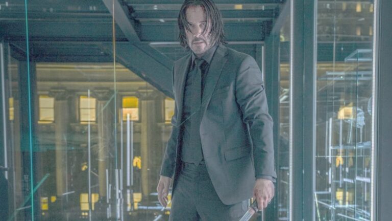 vilões John Wick em cada filme