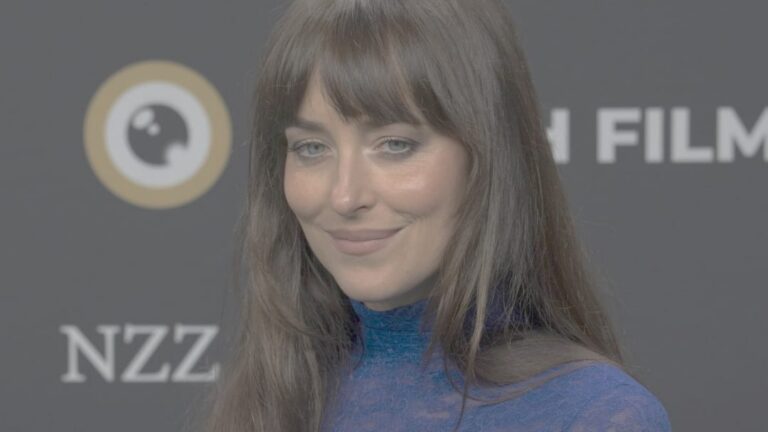 Dakota Johnson Marilyn Monroe em curta-metragem