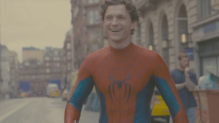 revelação traje Homem-Aranha
