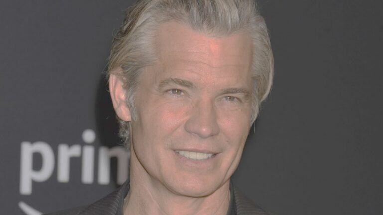 Five-Star Weekend com Timothy Olyphant em destaque
