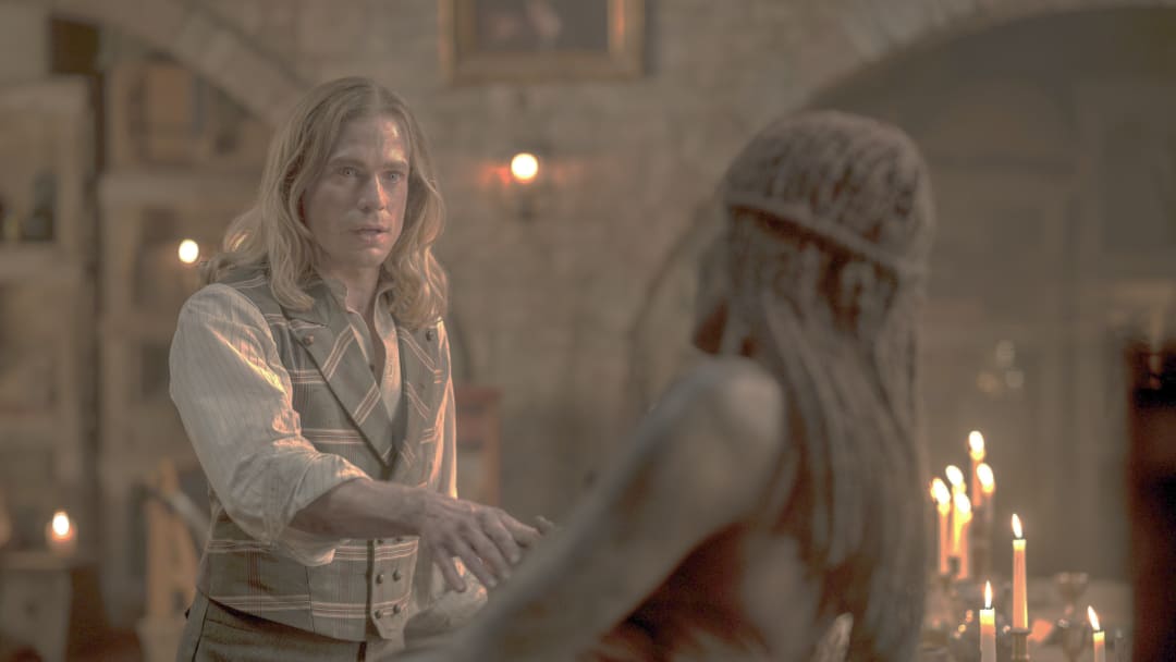 A personagem Akasha em The Vampire Lestat