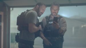 Ben Affleck e Matt Damon em The Rip, filme da Netflix